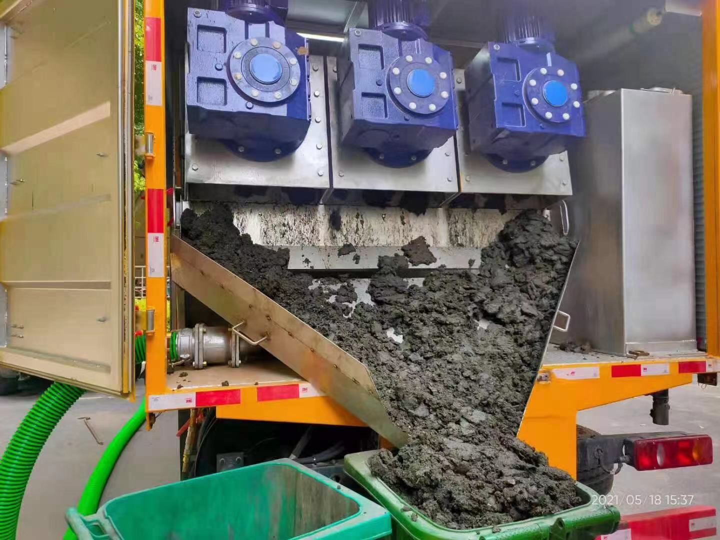 西乌珠穆沁化粪池清掏城市维护站-泥浆净化干湿分离处理